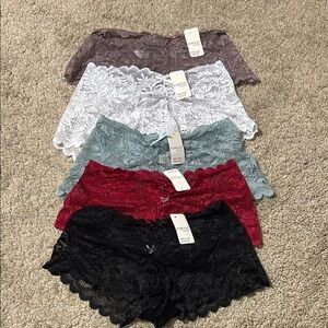 5 Pairs Size Medium NWT Lace Women’s Boy Shorts Style Bundle LOT